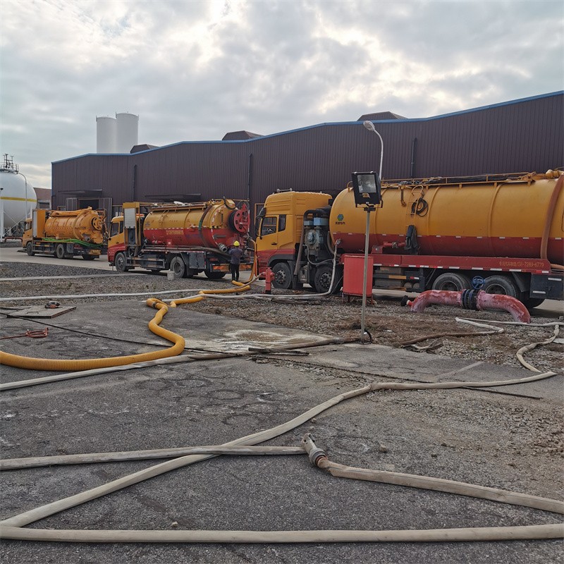 中山污水池清理